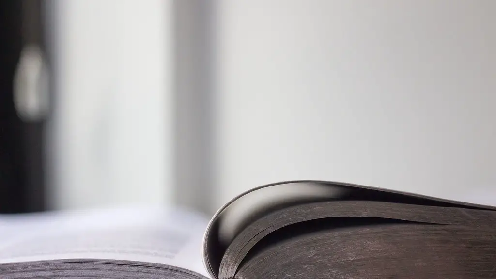 Who is the author of hebrews in the bible?