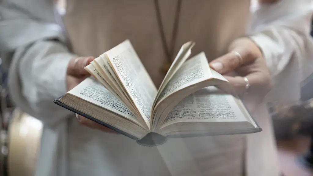 Where Is The Story Of Esther In The Bible